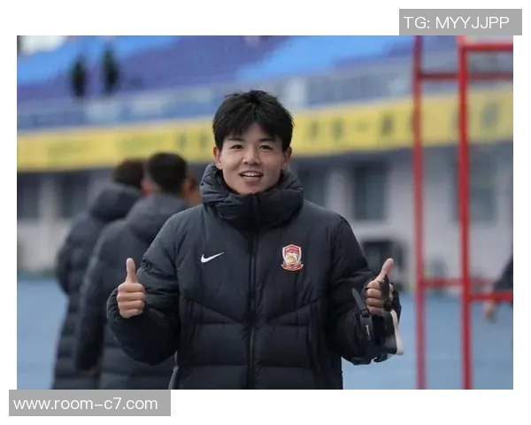 徐彬回忆邵佳一教诲:追求梦想比金钱更重要